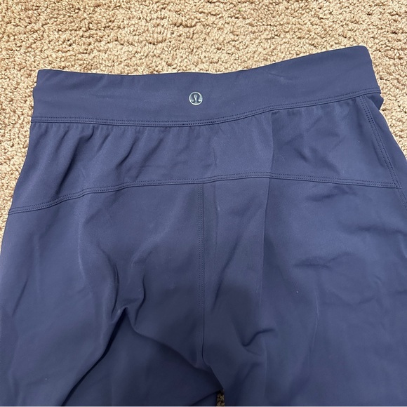 Lululemon Dropt Pant size 4 - Picture 5 of 8